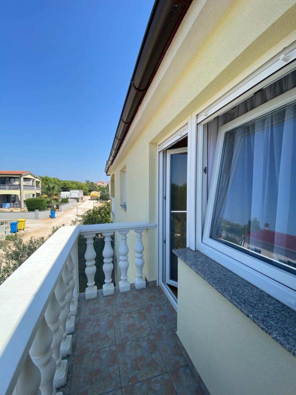 Apartments Draga - Comfortable & Afordable Вир Екстериор снимка